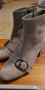 Bleecker and Bond Womens Size 7